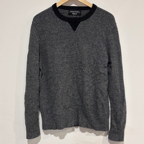 Banana Republic Men's Wool Sweater - Picture 1 of 6